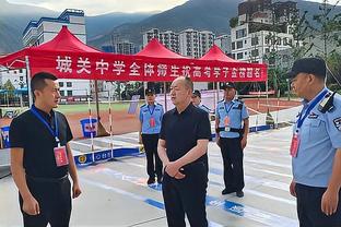 小赫内斯谈拜仁传闻：没考虑这个问题，我如今过得很舒服